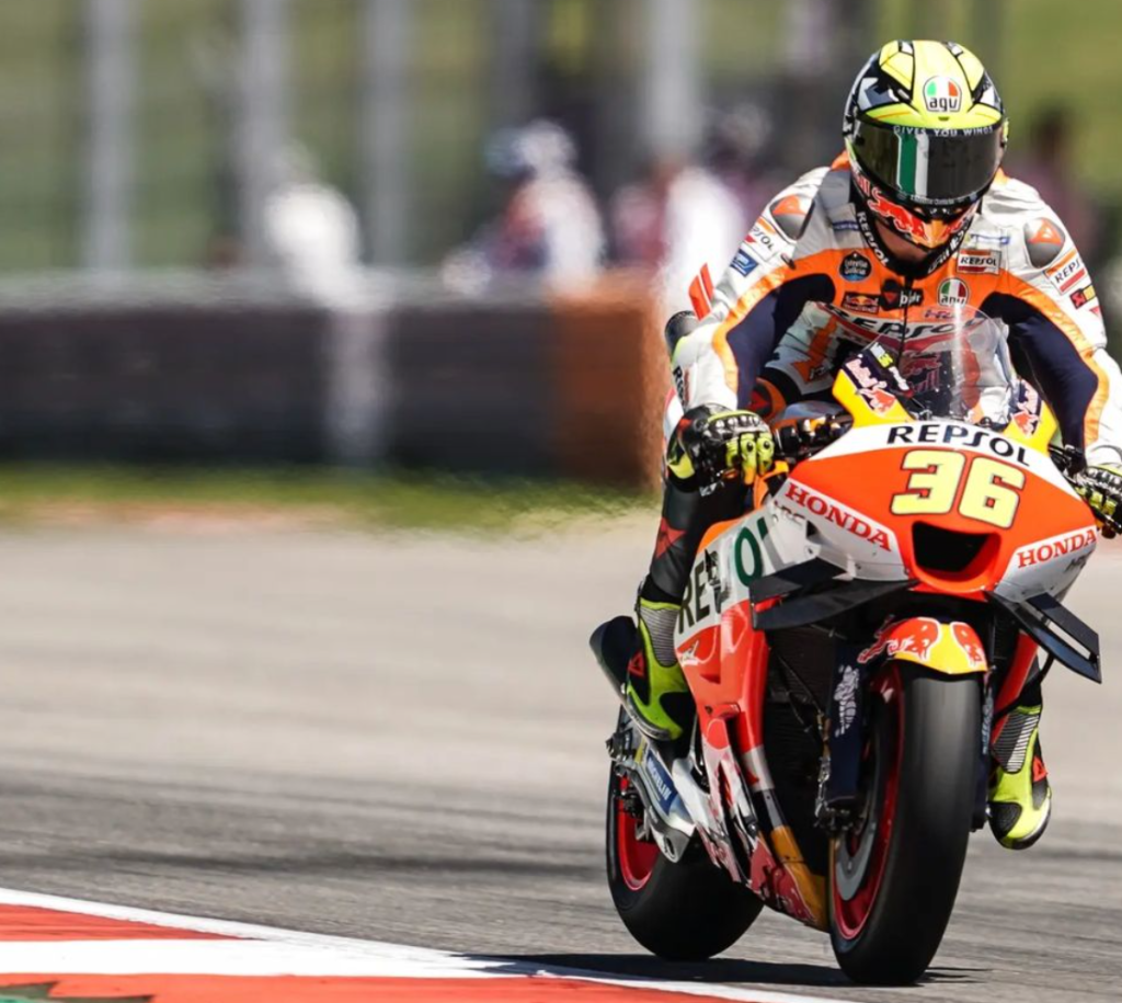Joan can be spotted on track on the red, white and orange Repsol Honda, with a bright yellow helmet which matches his yellow 36 on the front of the bike.