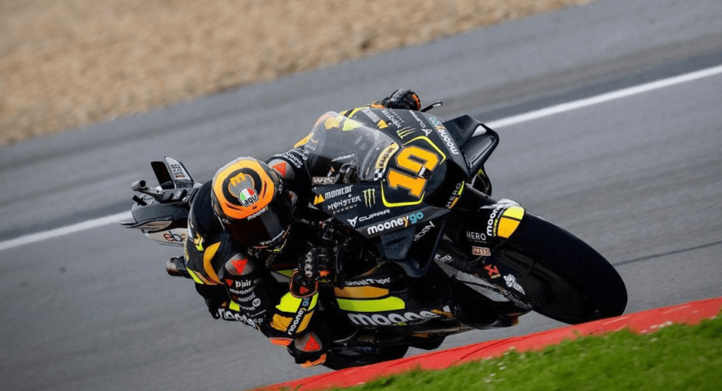You can’t miss Marini on the track, as he rides a neon yellow and black VR46 bike, with a black and orange helmet, which matches his orange number 10 on the front of his bike.